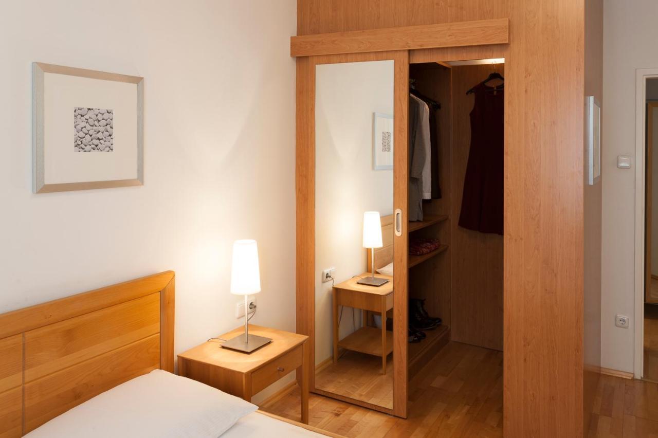 Im 2Ten Business Apartments Вена Экстерьер фото