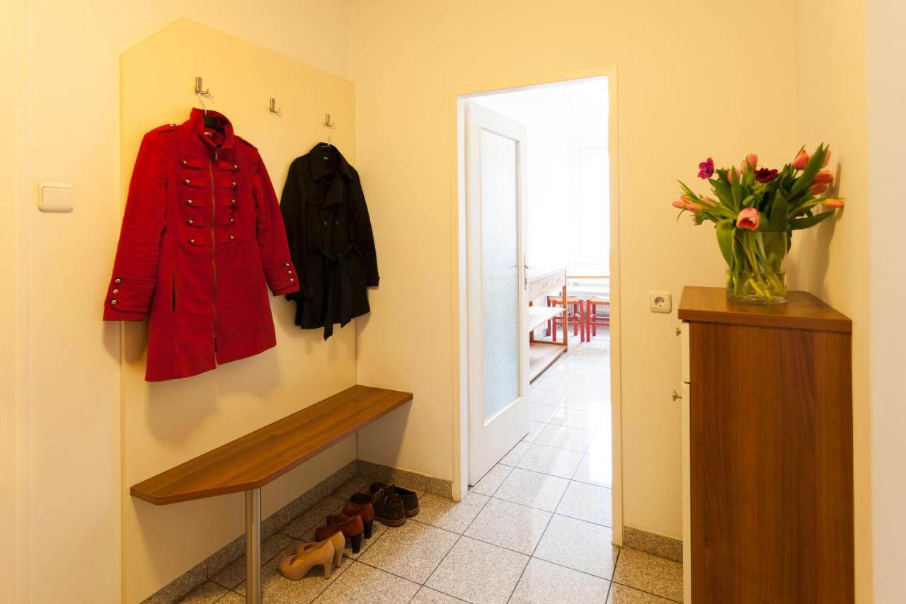 Im 2Ten Business Apartments Вена Экстерьер фото