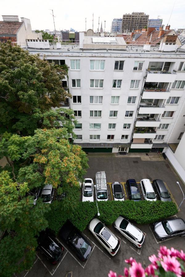 Im 2Ten Business Apartments Вена Экстерьер фото