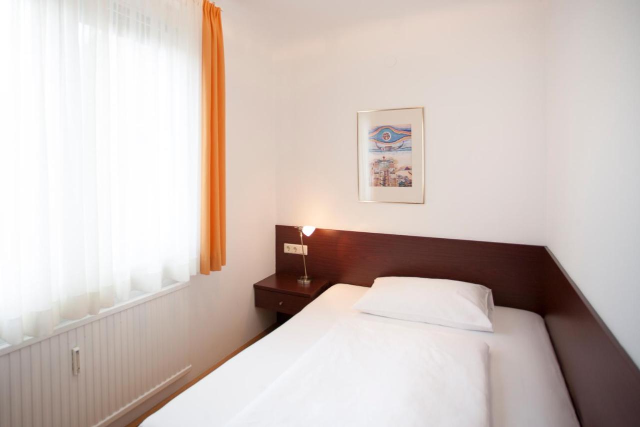 Im 2Ten Business Apartments Вена Экстерьер фото