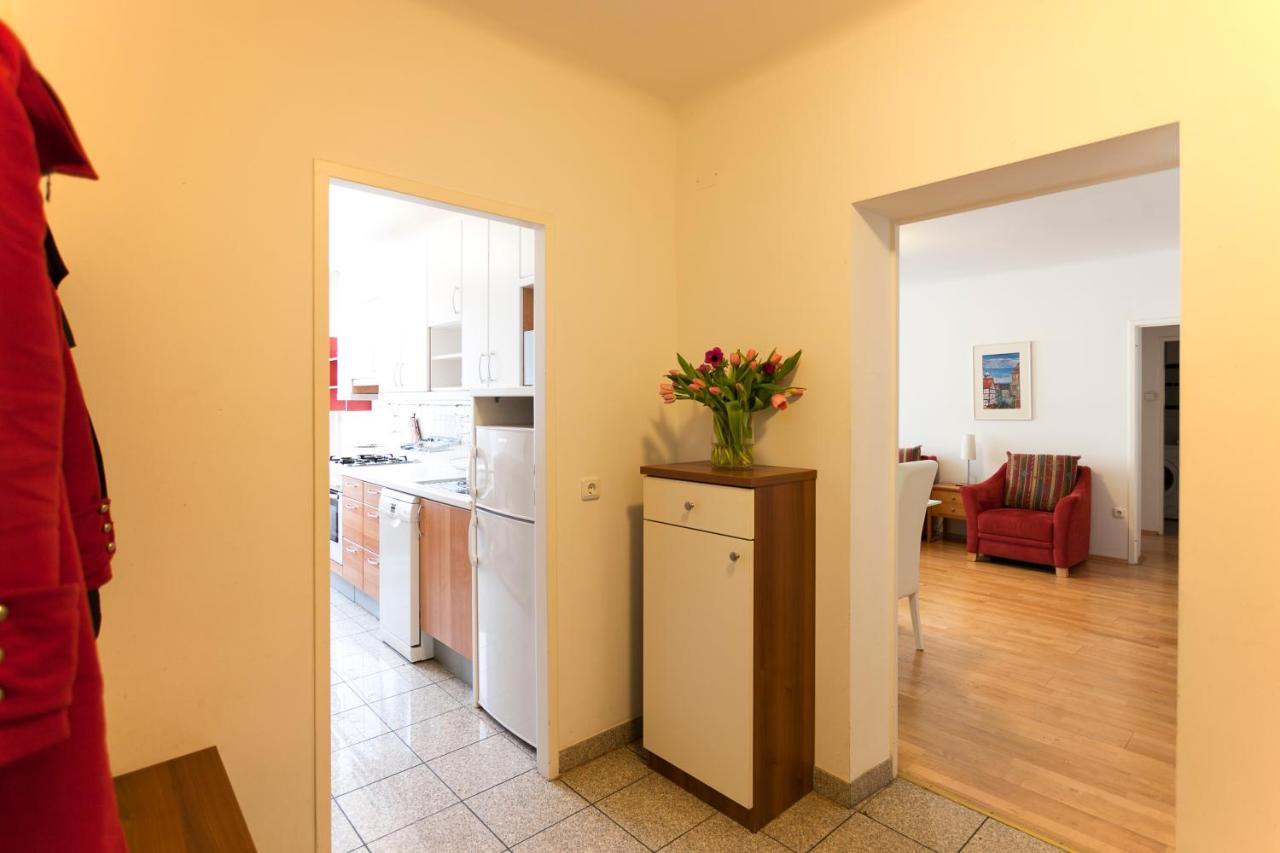 Im 2Ten Business Apartments Вена Экстерьер фото